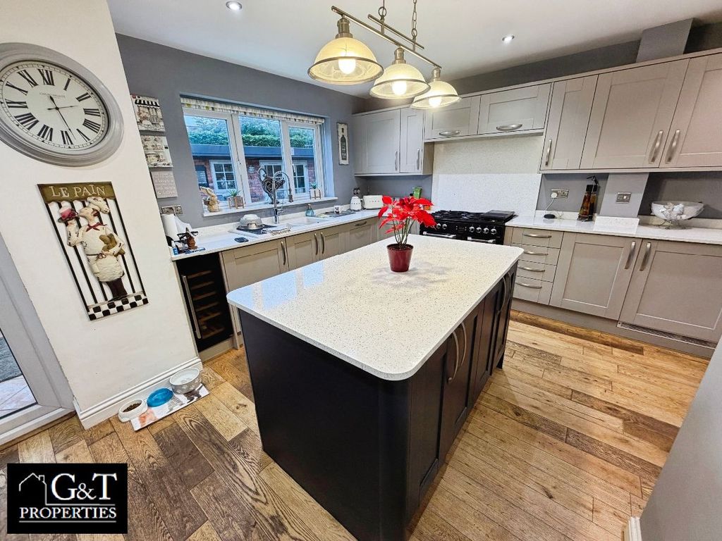 Additional image 6 of 4 bed detached house for saleSevendwellings View, Brierley Hill DY5