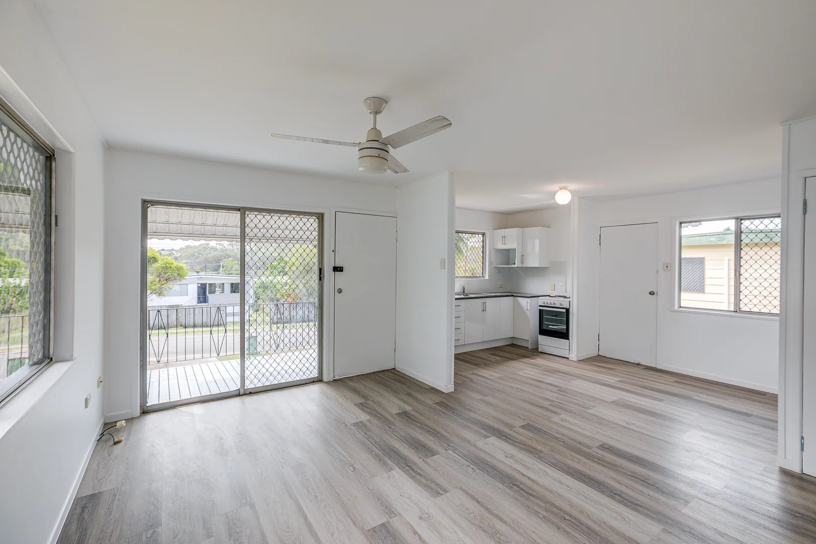 Additional image 3 of 28 Lynngold Street, Woodridge QLD 4114