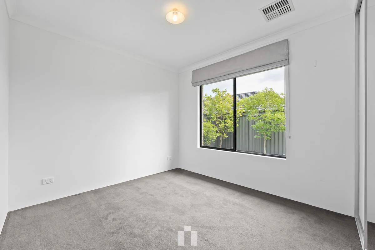 Additional image 28 of 11 Fuchsia Road, Treeby WA 6164