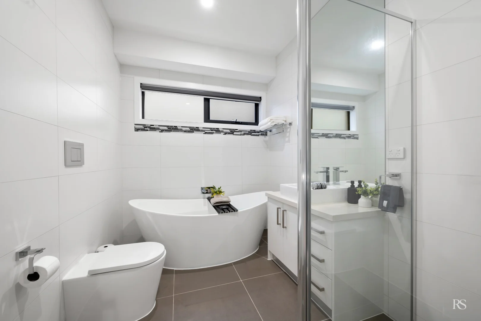 Additional image 21 of 27 Statesman Way, Point Cook VIC 3030
