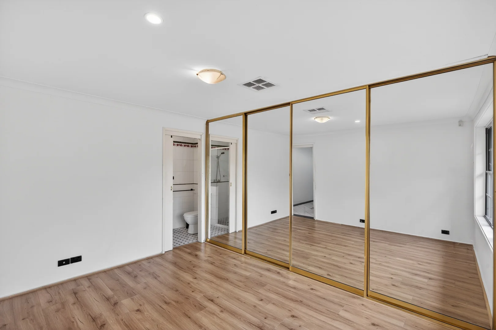 Additional image 11 of 4 Freda Place, Hammondville NSW 2170