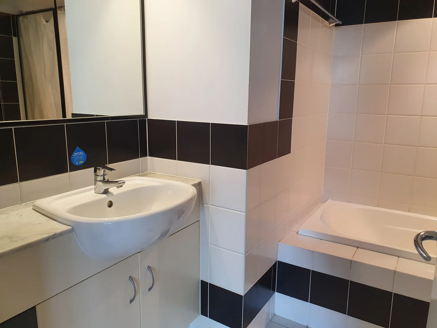 Additional image 7 of 202A/2865 GOLD COAST HIGHWAY, Surfers Paradise QLD 4217