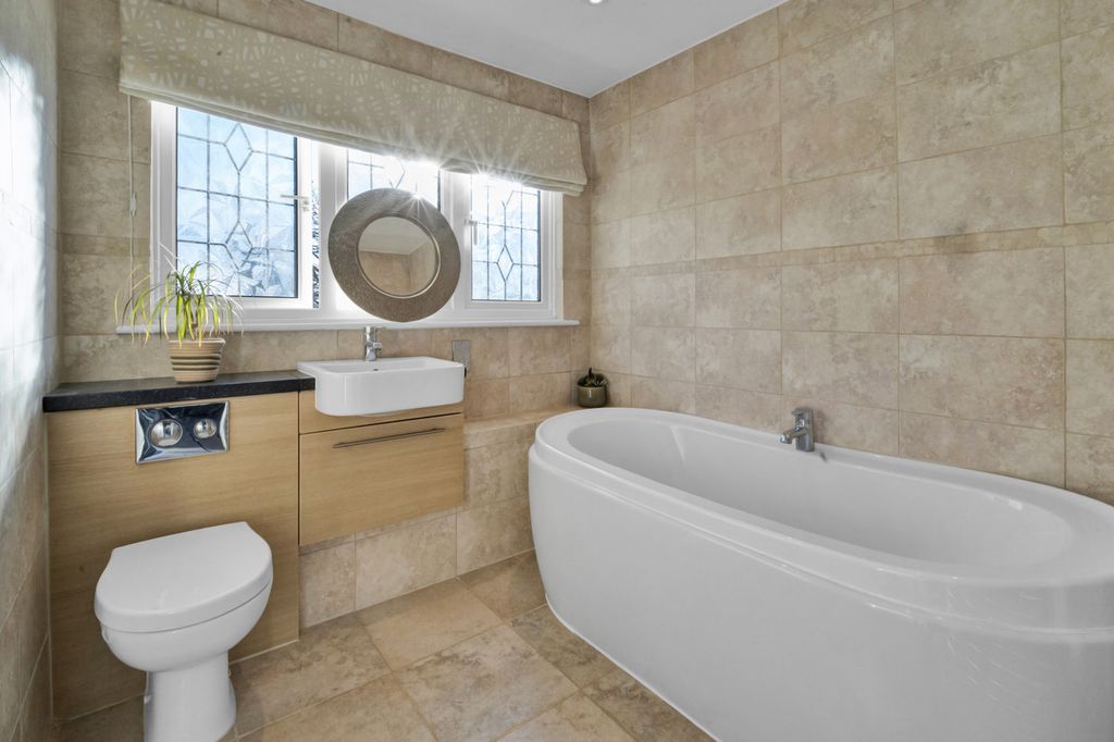 Additional image 21 of 5 bed detached house for saleThe Close, Bourne End SL8