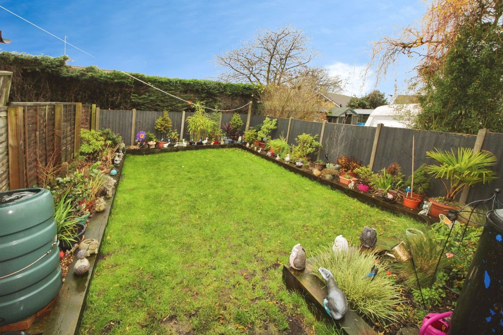 Additional image 13 of 3 bed semi-detached house for saleBirch Avenue, Brigg DN20