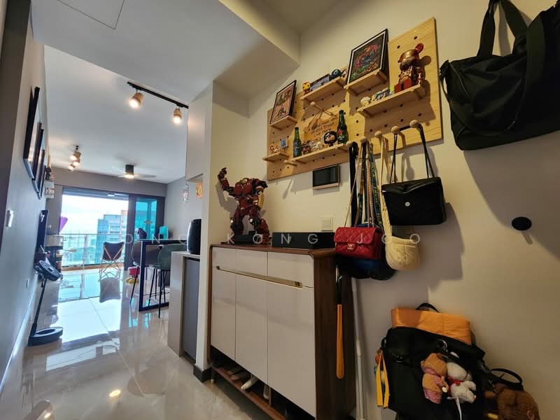 51 Normanton Park photo 2