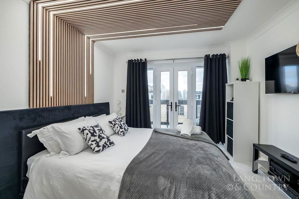 Additional image 8 of 1 bed flat for saleCustom House Lane, Millbay, Plymouth PL1