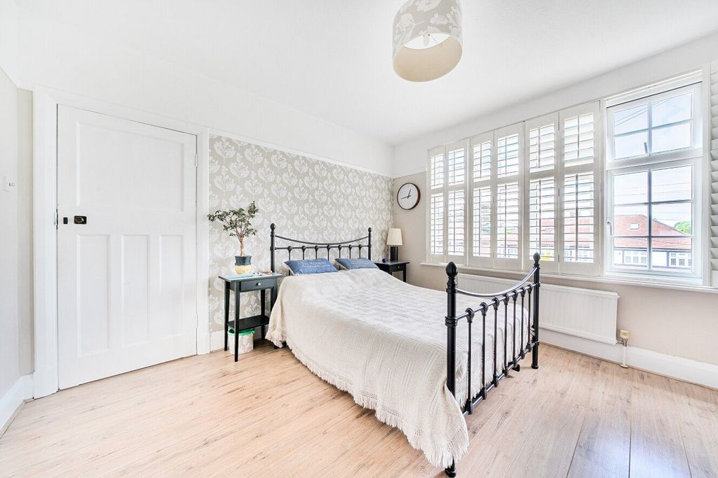 Additional image 17 of 5 bed detached house for saleHayes Lane, Hayes, Kent BR2