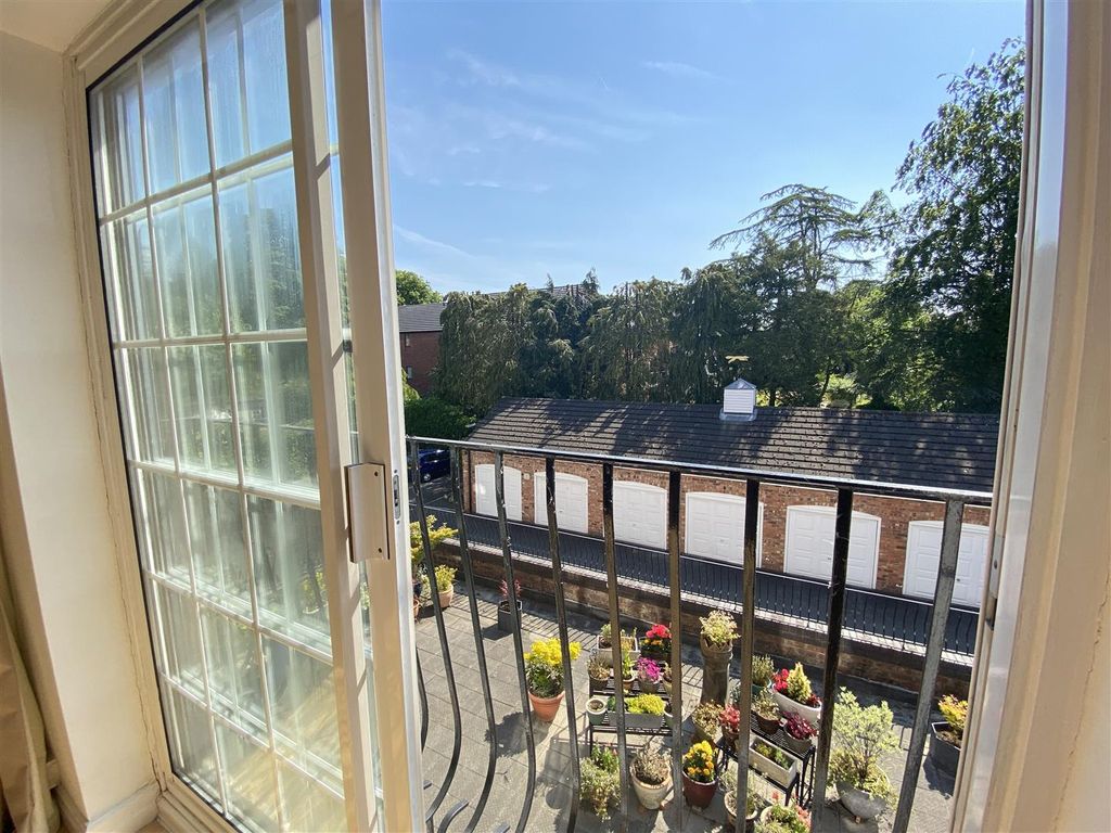 Additional image 3 of 3 bed flat for saleSandringham Court, Cavendish Mews, Wilmslow SK9