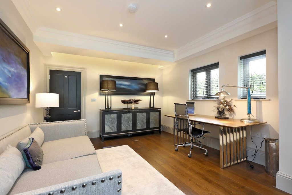 Additional image 10 of 7 bed country house for saleRiversdale, Bourne End, Buckinghamshire SL8
