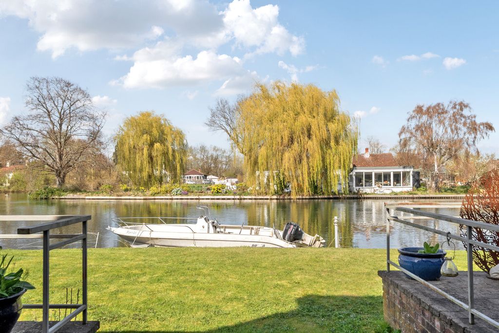 Additional image 12 of 4 bed detached house for saleHamm Court, Weybridge KT13