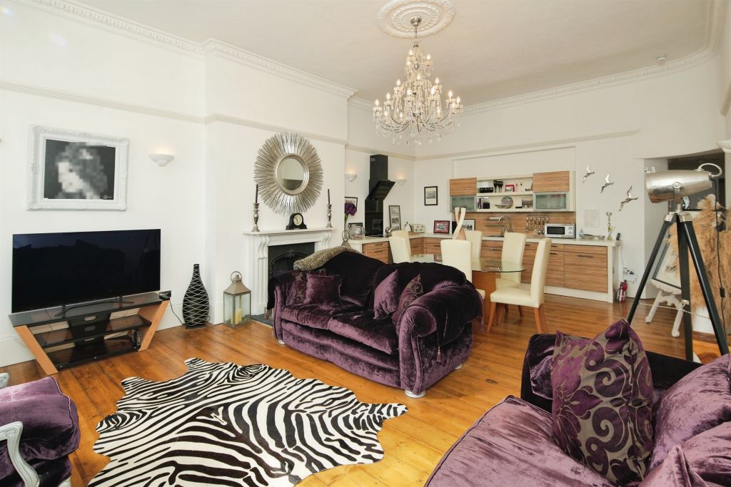 Additional image 14 of 3 bed flat for saleSussex Square, Brighton BN2