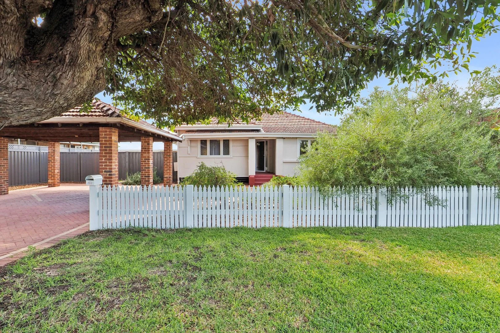 42 Araluen Street, Morley WA 6062