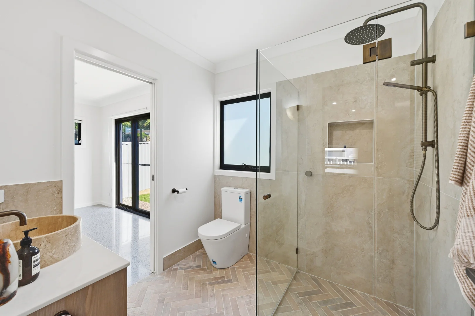 Additional image 11 of 47a Vendul Crescent, Port Macquarie NSW 2444