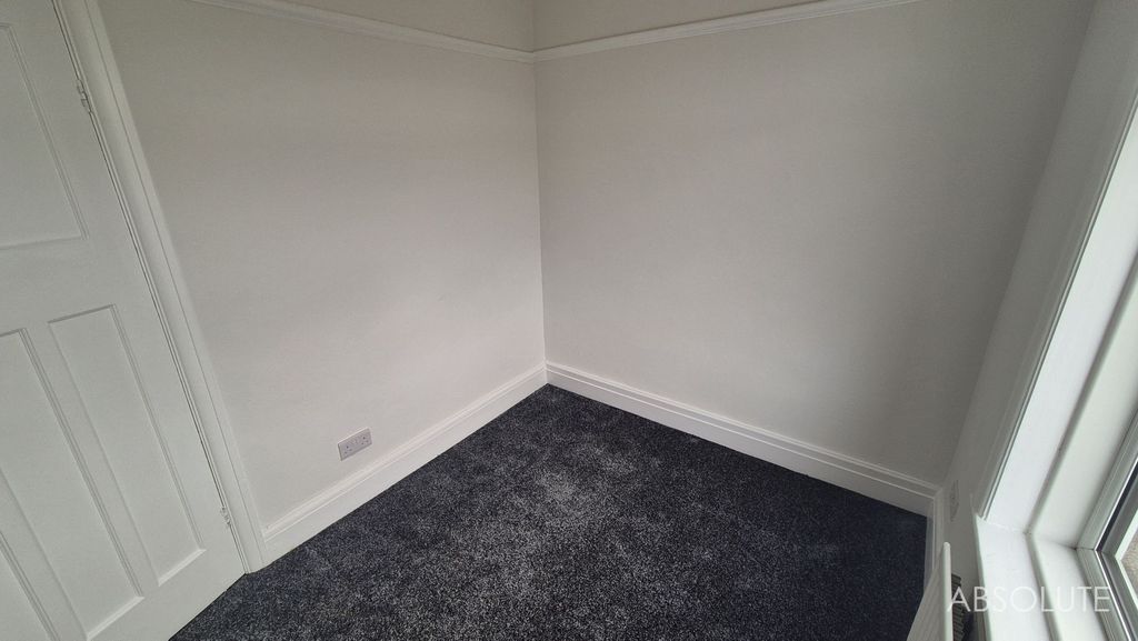 Additional image 10 of 4 bed flat for saleDrew Street, Brixham TQ5
