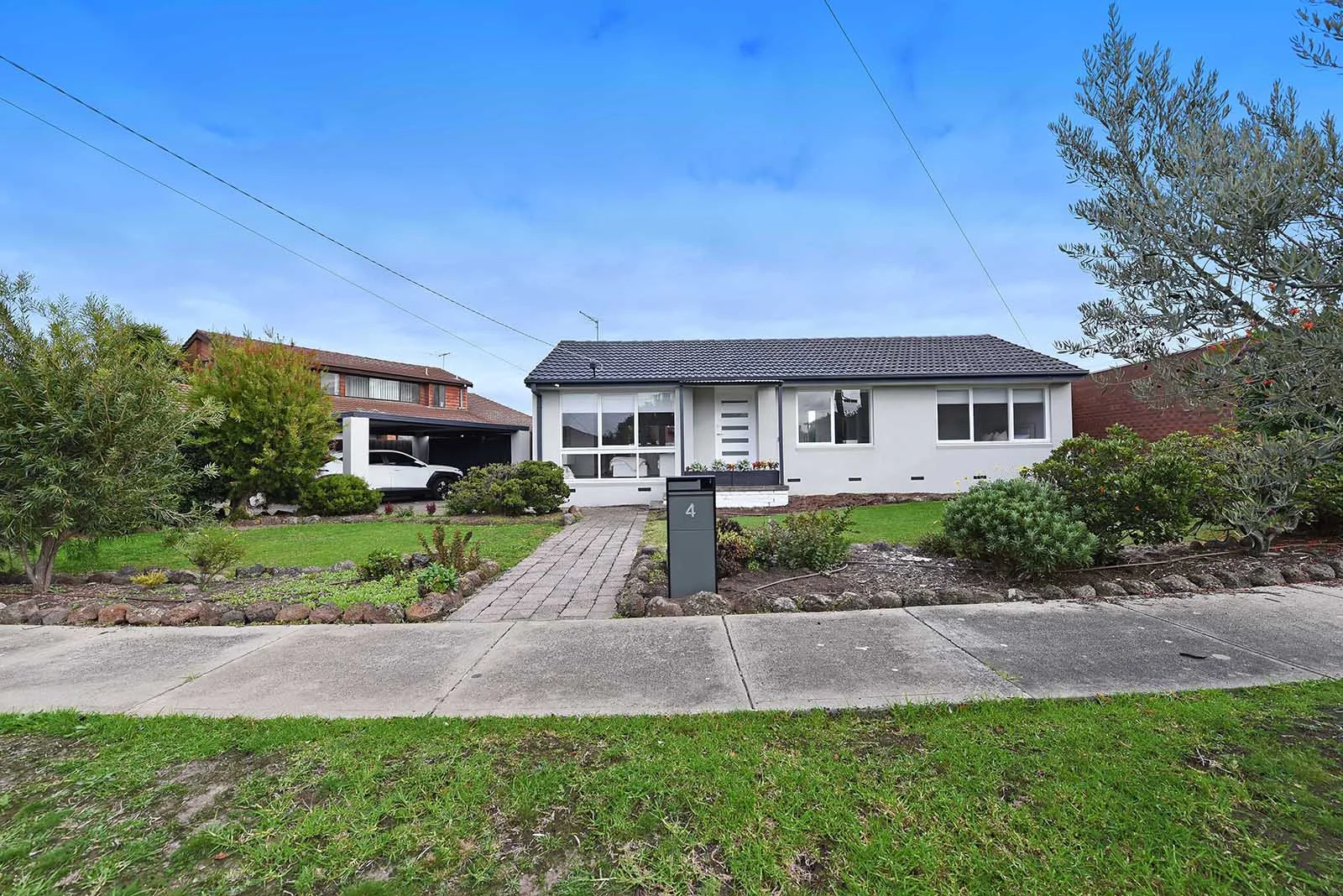 4 Felgate Cl, Tullamarine VIC 3043