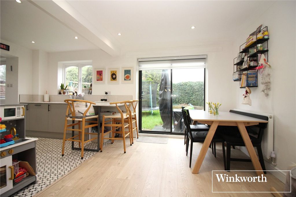 Additional image 3 of 3 bed detached house for saleThe Campions, Borehamwood WD6