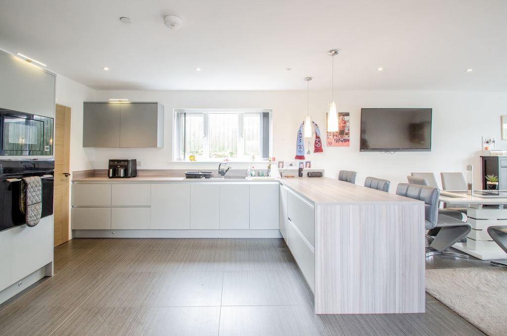 Additional image 9 of 5 bed detached house for saleBoleyn House Rhind Street, Bodmin PL31