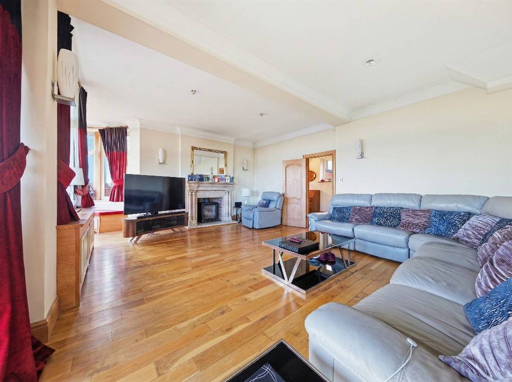 Additional image 5 of 6 bed detached house for saleCliff Promenade, Broadstairs CT10
