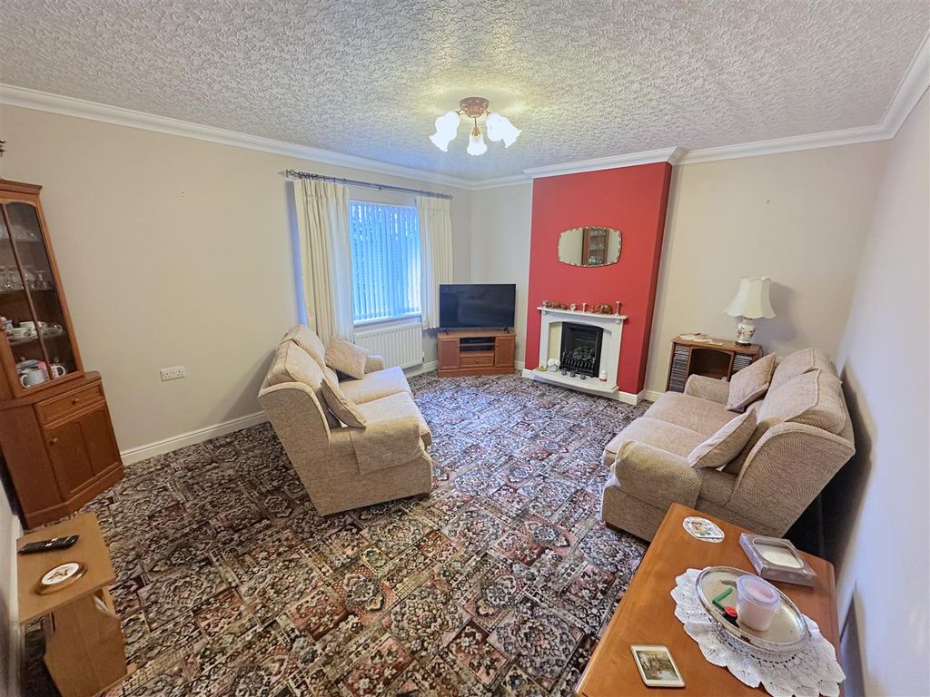 Additional image 3 of 3 bed detached bungalow for saleHoward Gardens, Brampton CA8