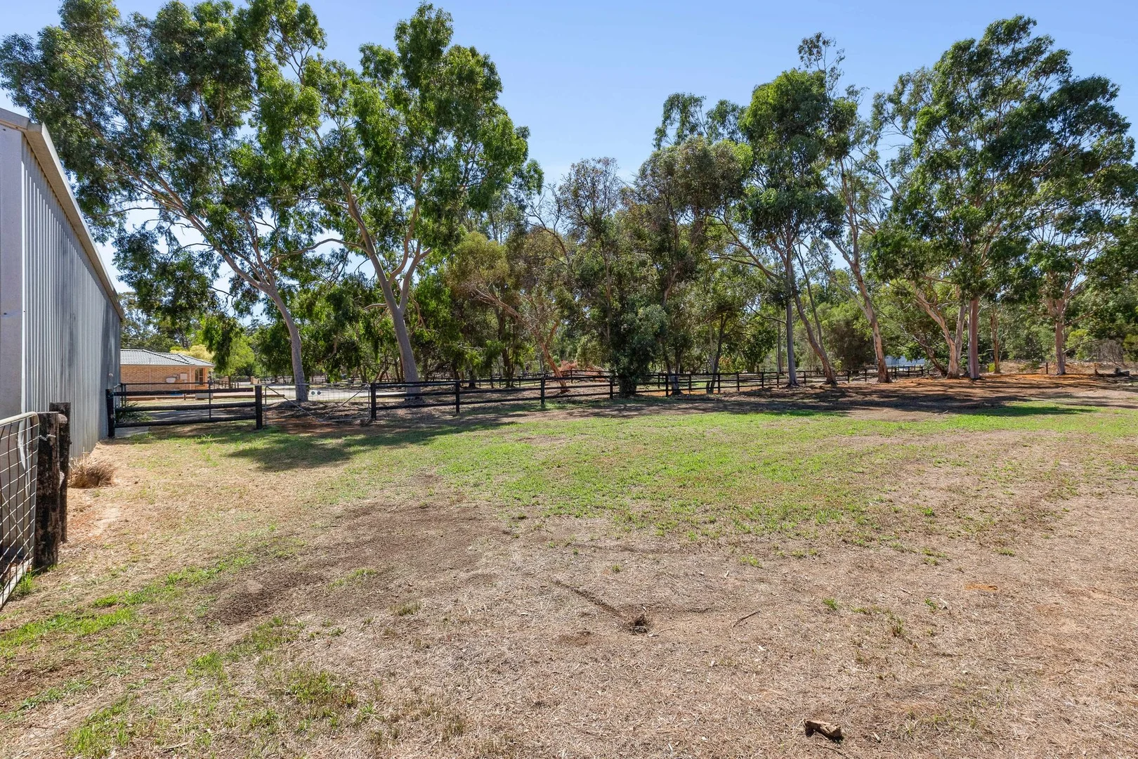 Additional image 32 of 10 College Court, Serpentine WA 6125