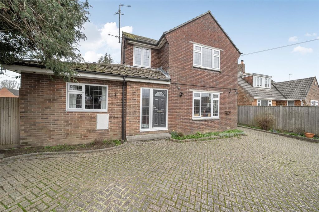 Additional image 18 of 4 bed detached house for saleWhite Cliff Gardens, Blandford Forum DT11