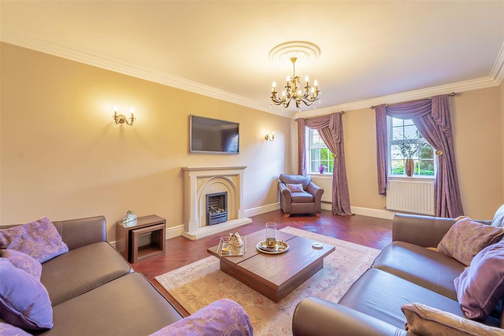 Additional image 20 of 5 bed detached house for saleGrangelea Gardens, Bramcote, Nottingham NG9