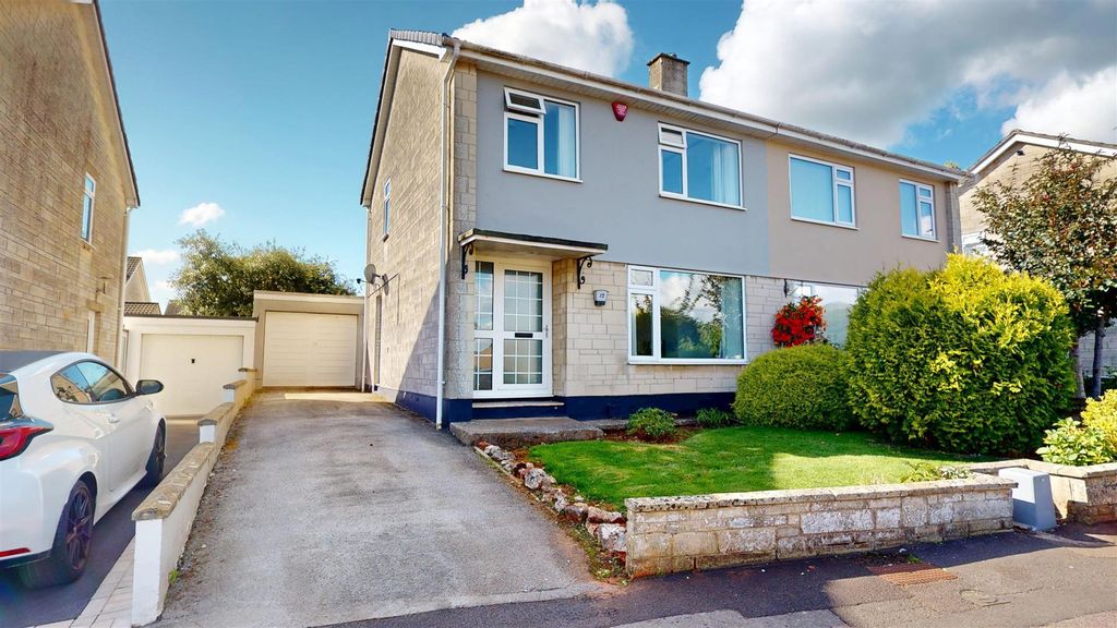 3 bed semi-detached house for saleRiverside Road, Midsomer Norton, Radstock BA3