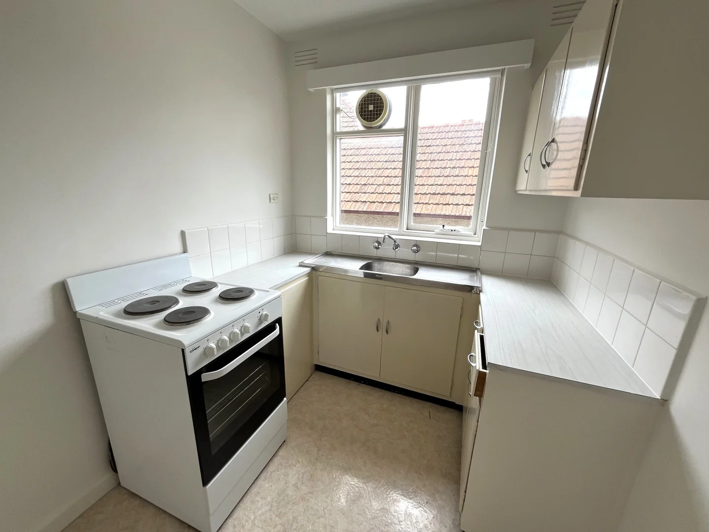 Additional image 5 of 1/8 Shirley Grove, St Kilda East VIC 3183