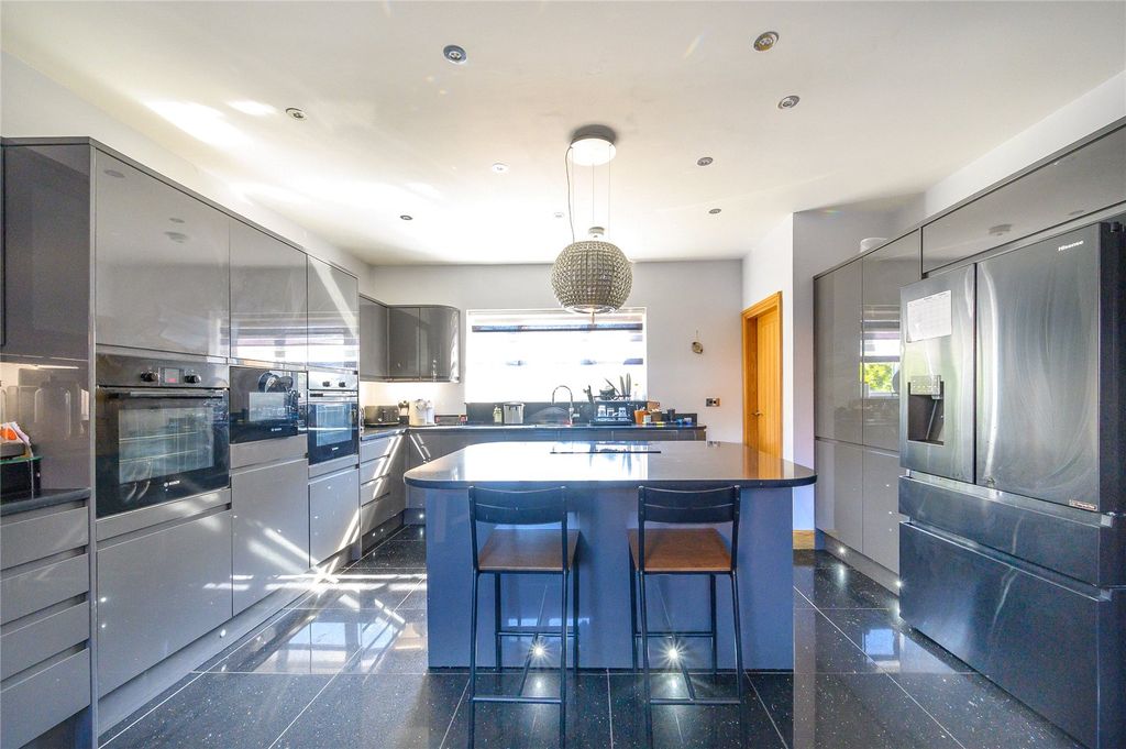 Additional image 18 of 6 bed detached house for saleBroadway House, Wakefield Road, Drighlington, Bradford, West Yorkshire BD11