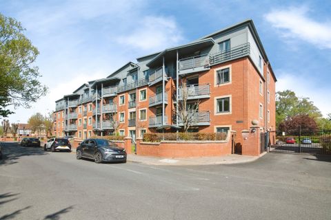 Manor Road, Edgbaston, Birmingham B16