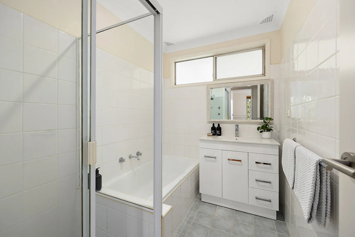 Additional image 9 of 4 Yarrabee Close, Charlestown NSW 2290