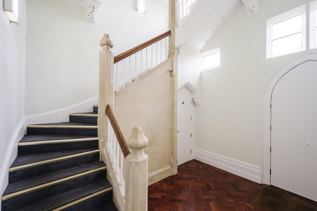 Additional image 13 of 2 bed flat for saleThe Galleries, Brentwood CM14