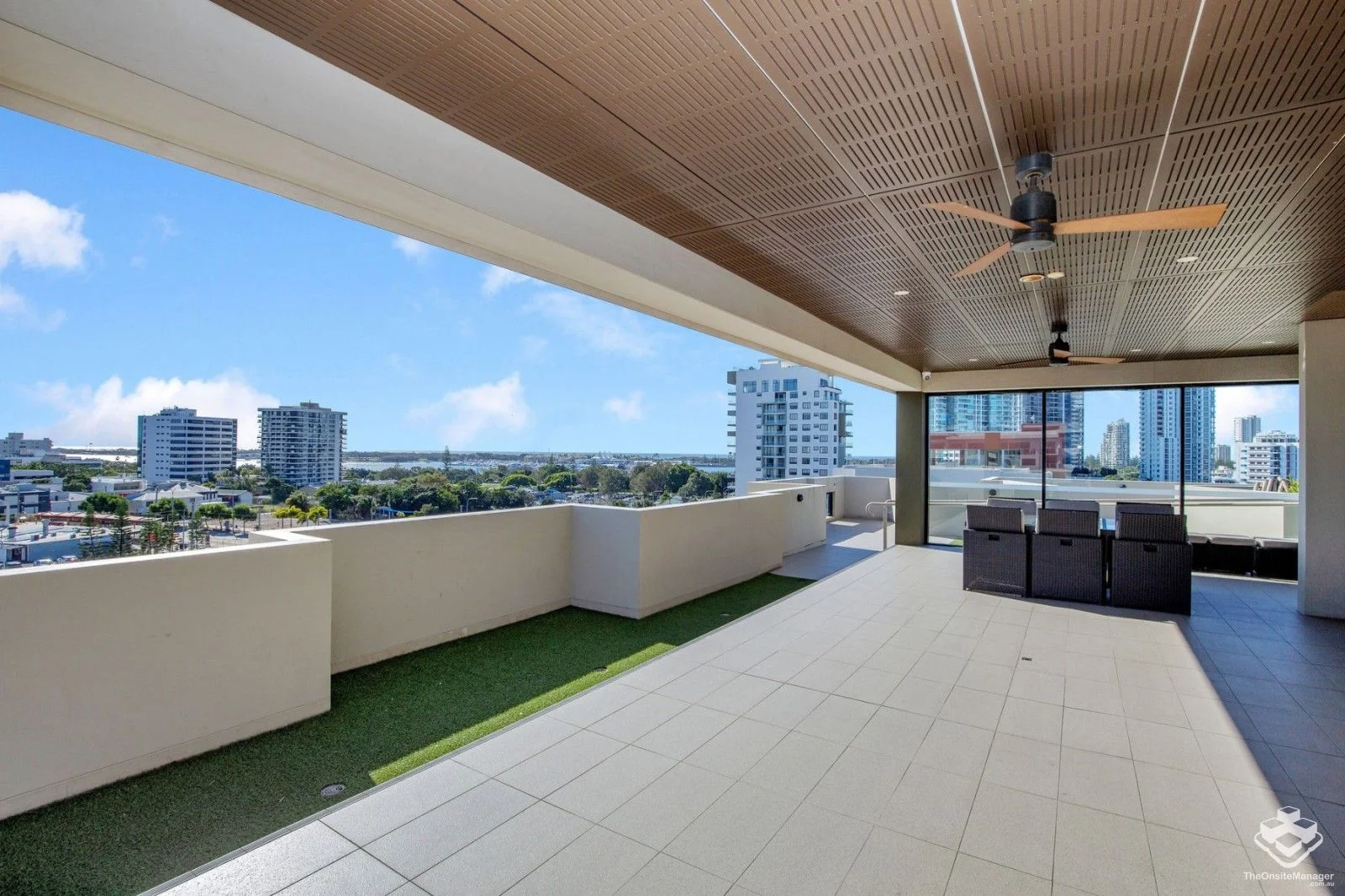 Additional image 3 of ID:21173848/43 Lenneberg Street, Southport QLD 4215