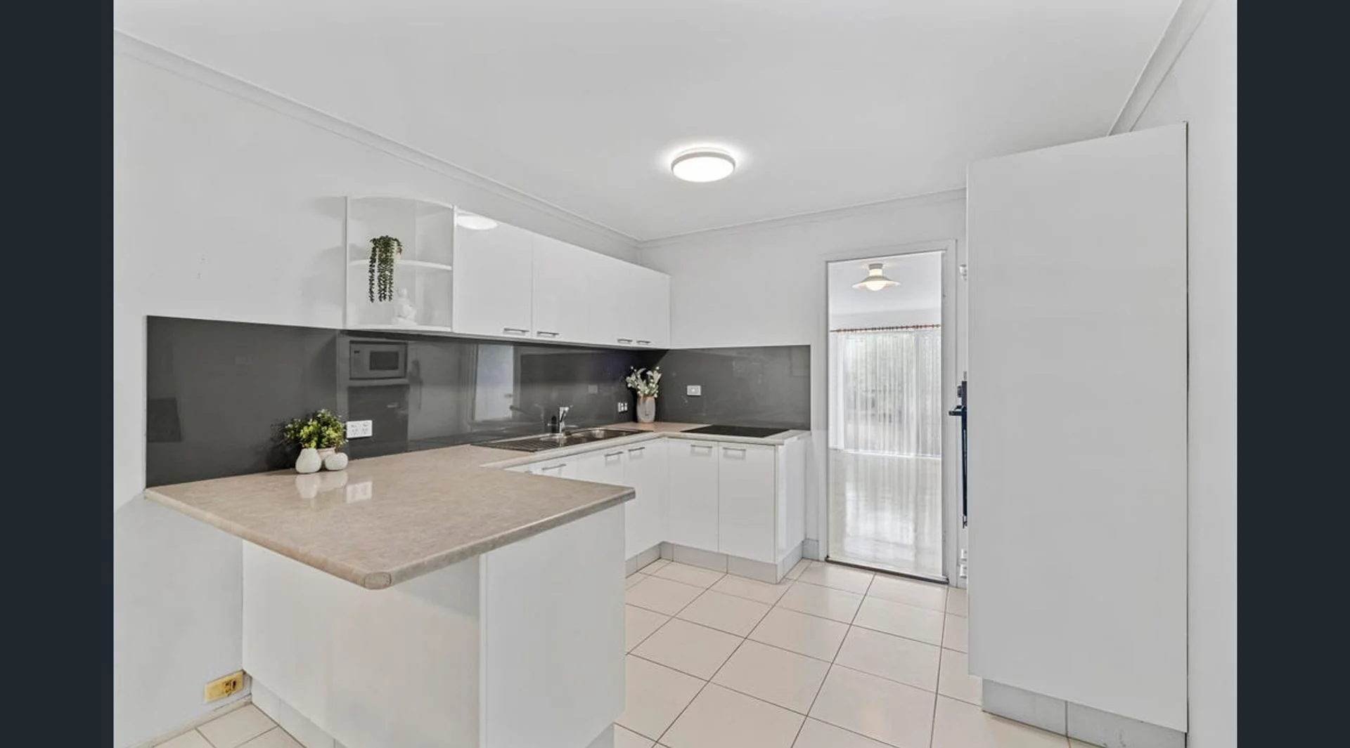 Additional image 3 of 2/12 Goldwyn Way, Oxenford QLD 4210