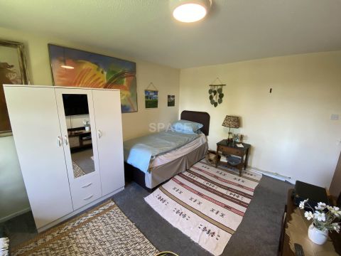 Southcote Road, Reading RG30, Room to rent
