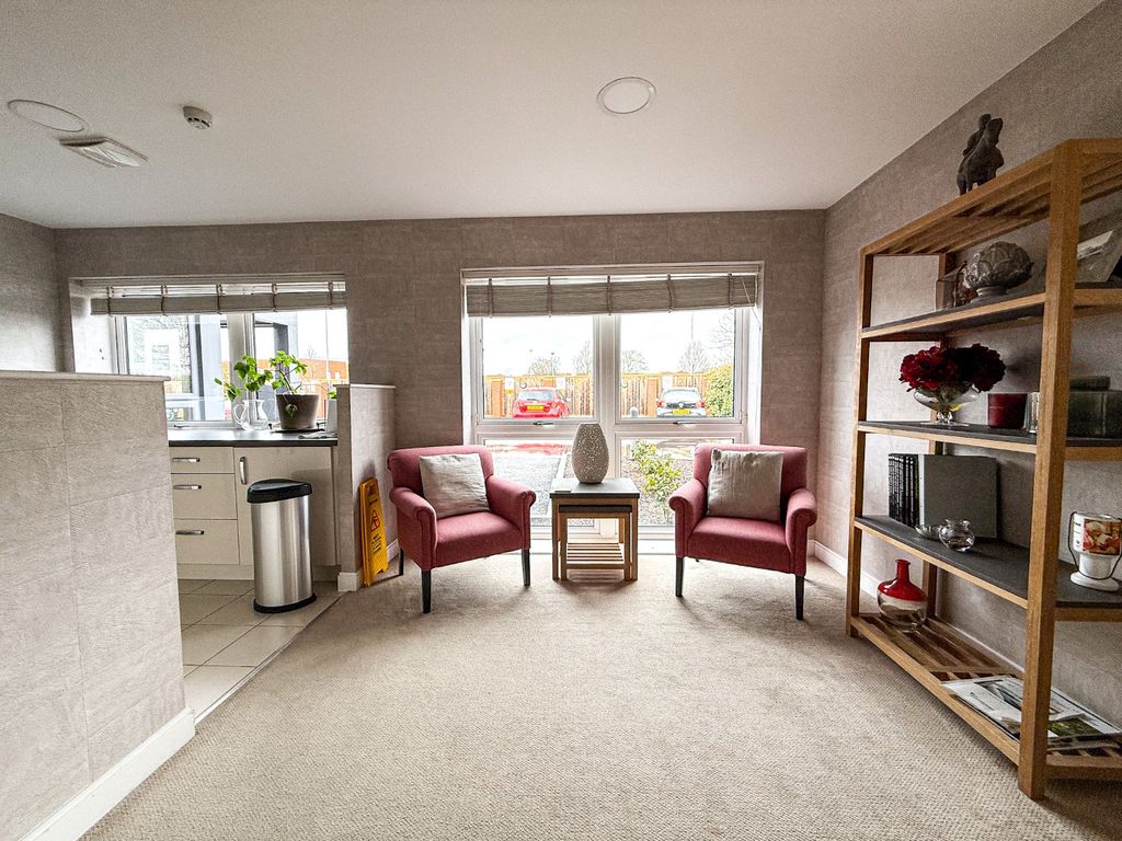 Additional image 11 of 1 bed flat for saleBlake Court, Northgate, Bridgwater, Somerset TA6