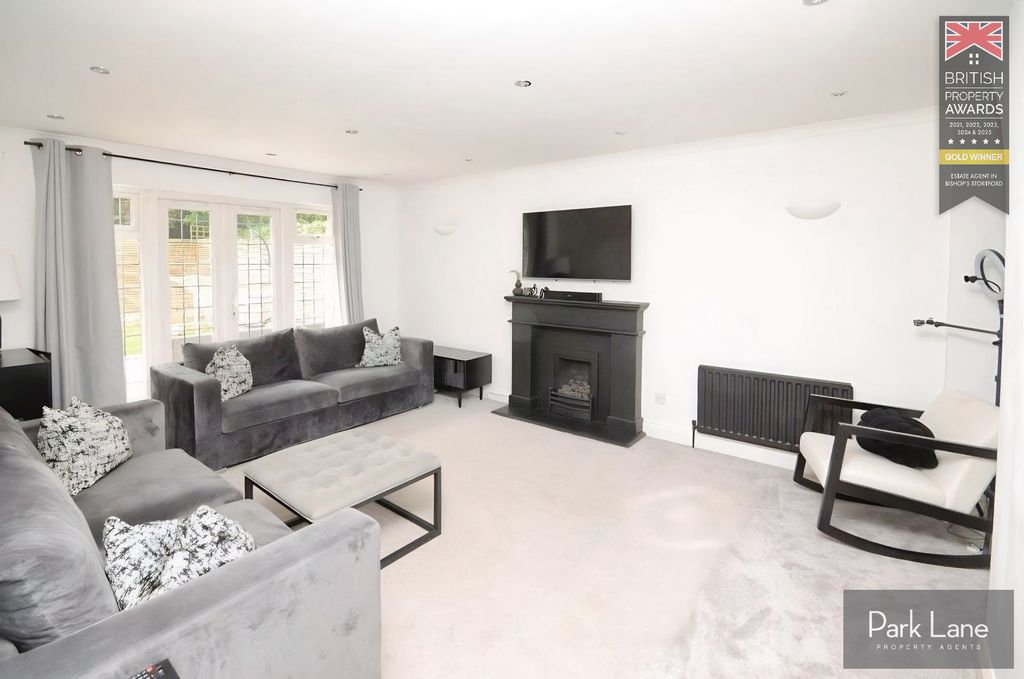 Additional image 5 of 4 bed detached house for saleCoopers Close, Bishops Stortford CM23