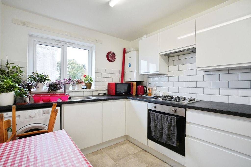 Additional image 10 of 1 bed flat for saleWallace Road, Bodmin, Cornwall PL31