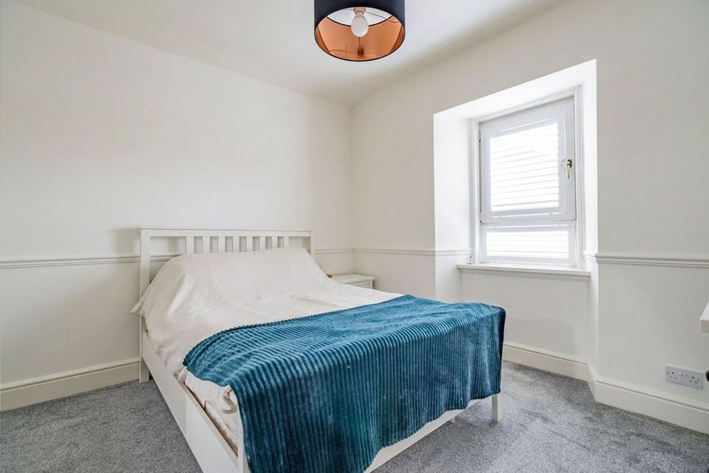 Additional image 7 of 2 bed flat for saleHartwood Road, West Calder EH55