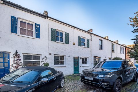Maryon Mews, London NW3