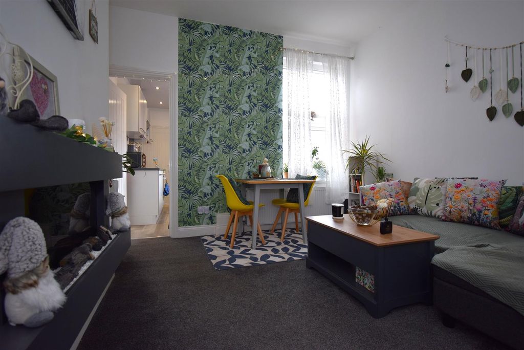 Additional image 6 of 3 bed flat for saleVine Street, South Shields NE33
