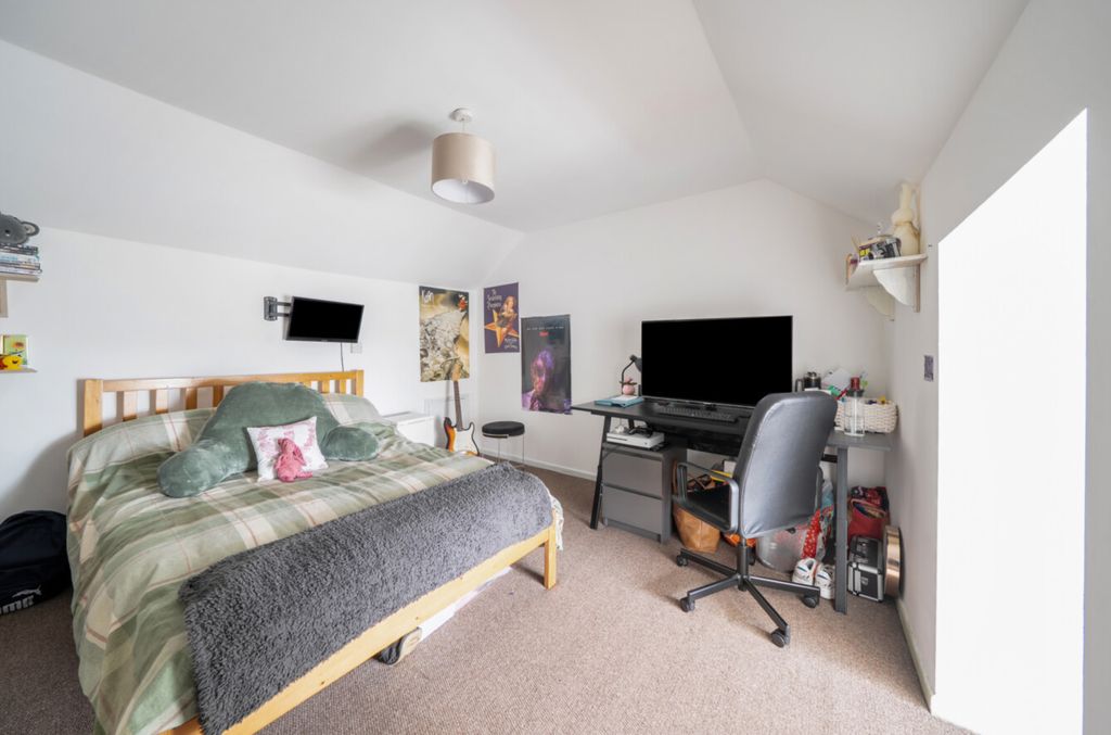 Additional image 16 of 3 bed terraced house for saleCombe Street, Chard, Somerset TA20