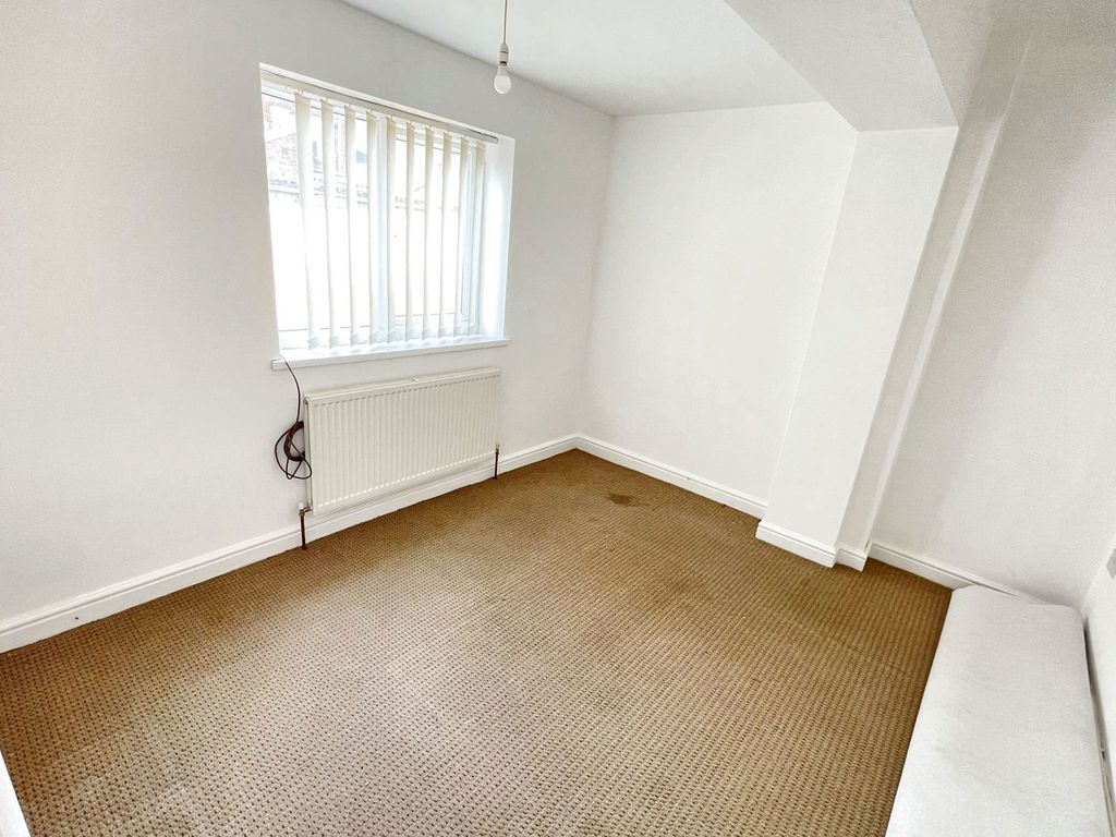 2 bed flat for saleArnold Street, Boldon Colliery NE35 photo 5