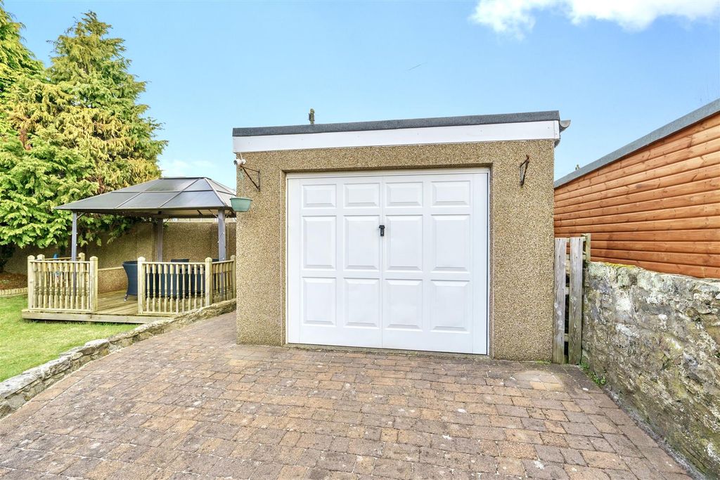 Additional image 35 of 5 bed end terrace house for saleKilbagie Street, Kincardine FK10