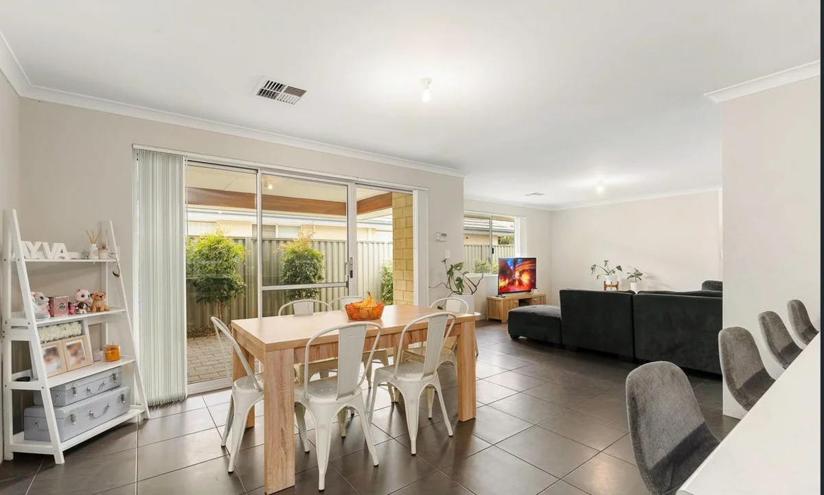 55 Pegus Meander, South Yunderup WA 6208 photo 2