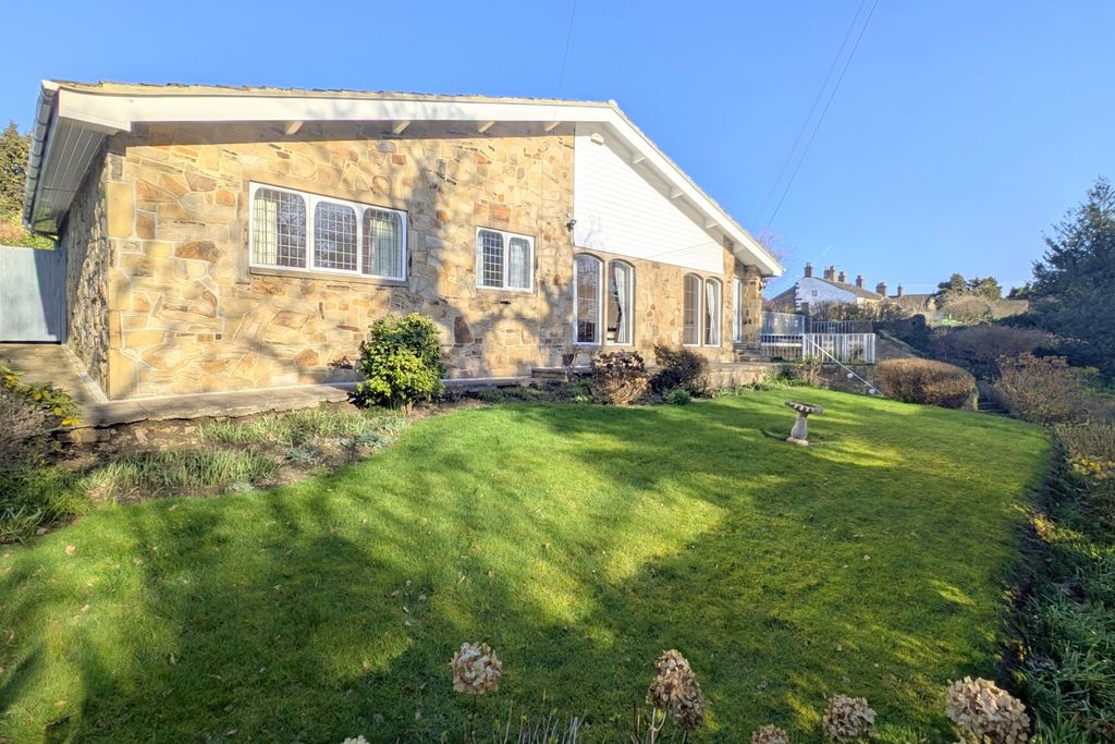 Additional image 2 of 4 bed detached bungalow for saleGlyrroen, Westgate, Clifton, Brighouse HD6