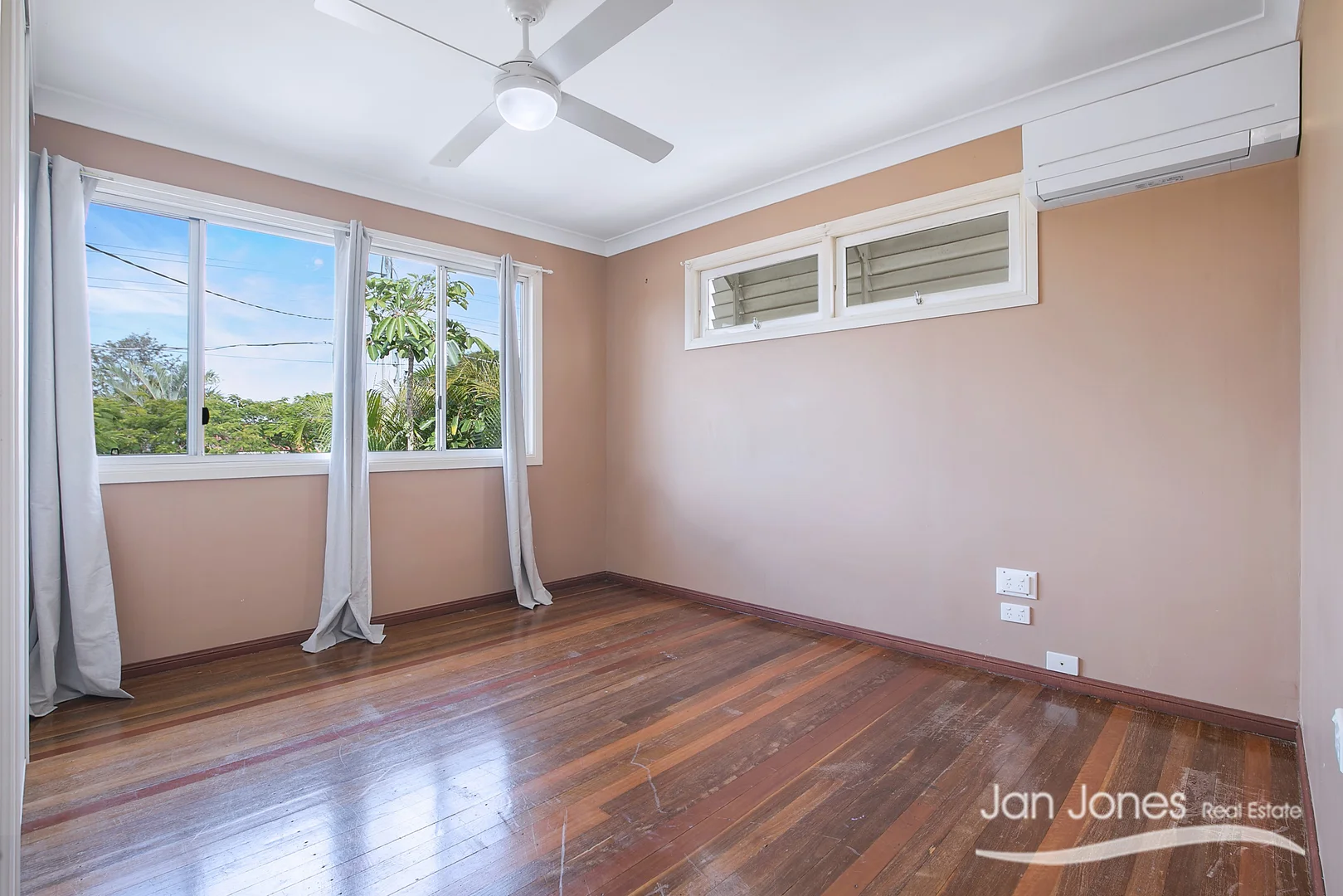 Additional image 9 of 13 Baringa Street, Clontarf QLD 4019