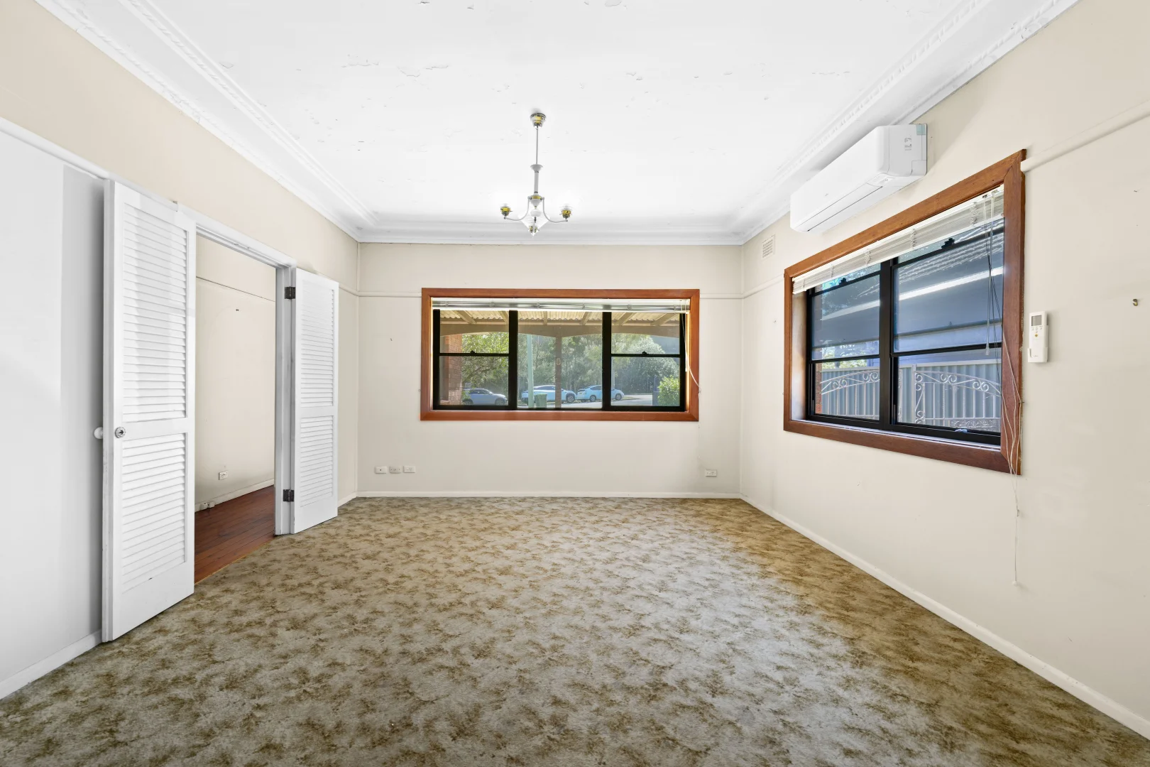 Additional image 3 of 46 Canarys Road, Roselands NSW 2196