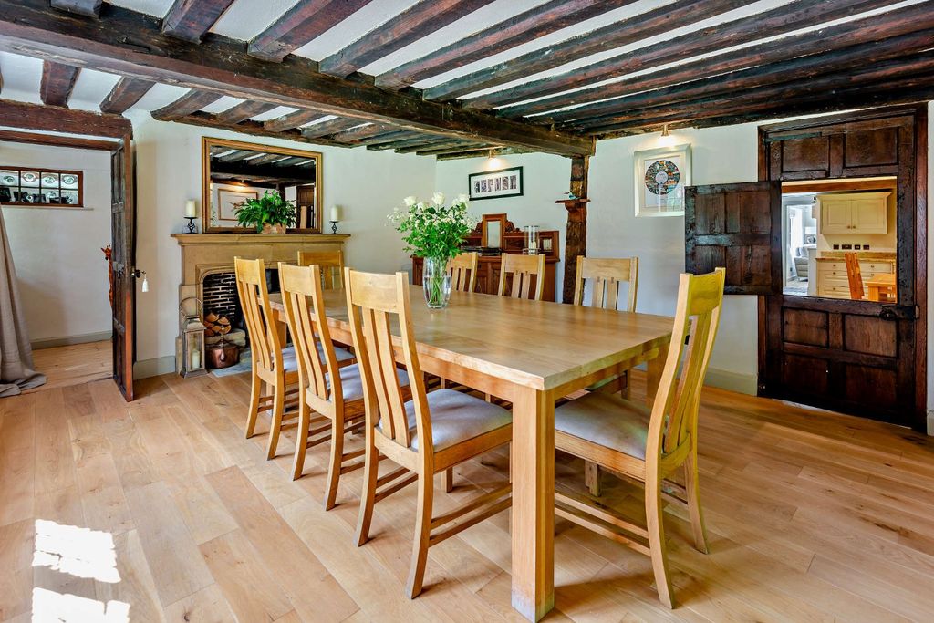 Additional image 9 of 6 bed detached house for saleWinkfield Street, Maidens Green, Windsor, Berkshire SL4