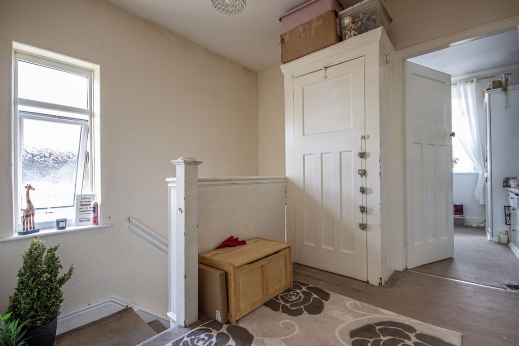 Additional image 10 of 3 bed flat for saleCastleside Road, Newcastle Upon Tyne, Tyne And Wear NE15